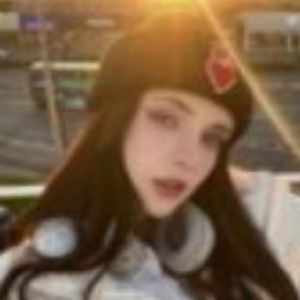 Meet your Posher, Leigh